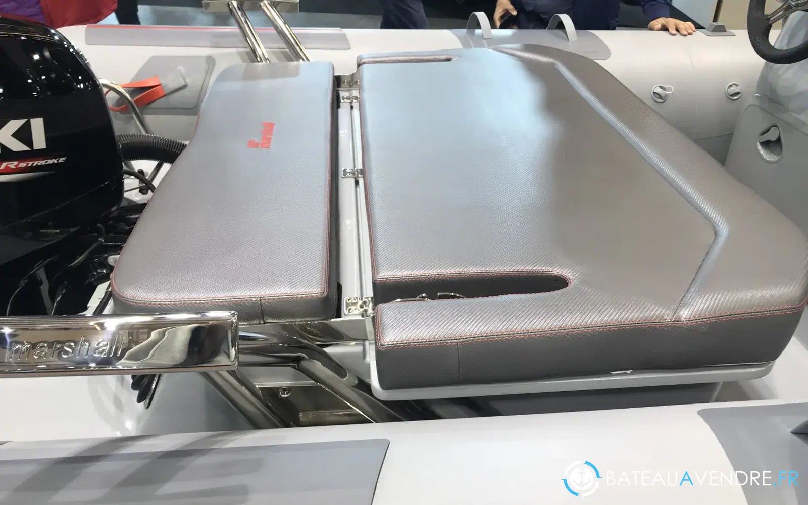 slider 3 Marshall M2 Touring