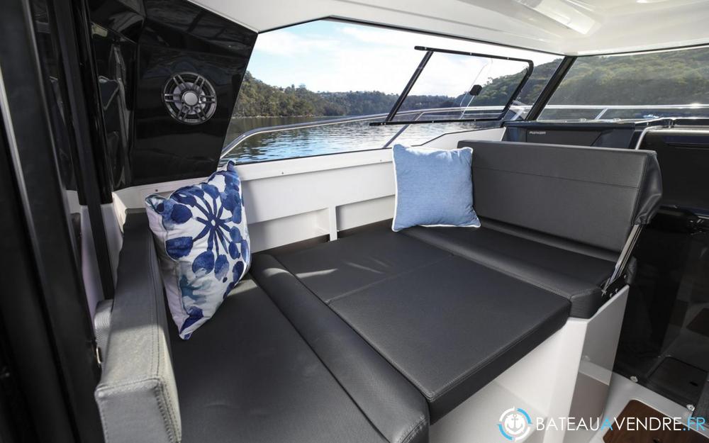 Parker  790 Explorer  interieur photo 4