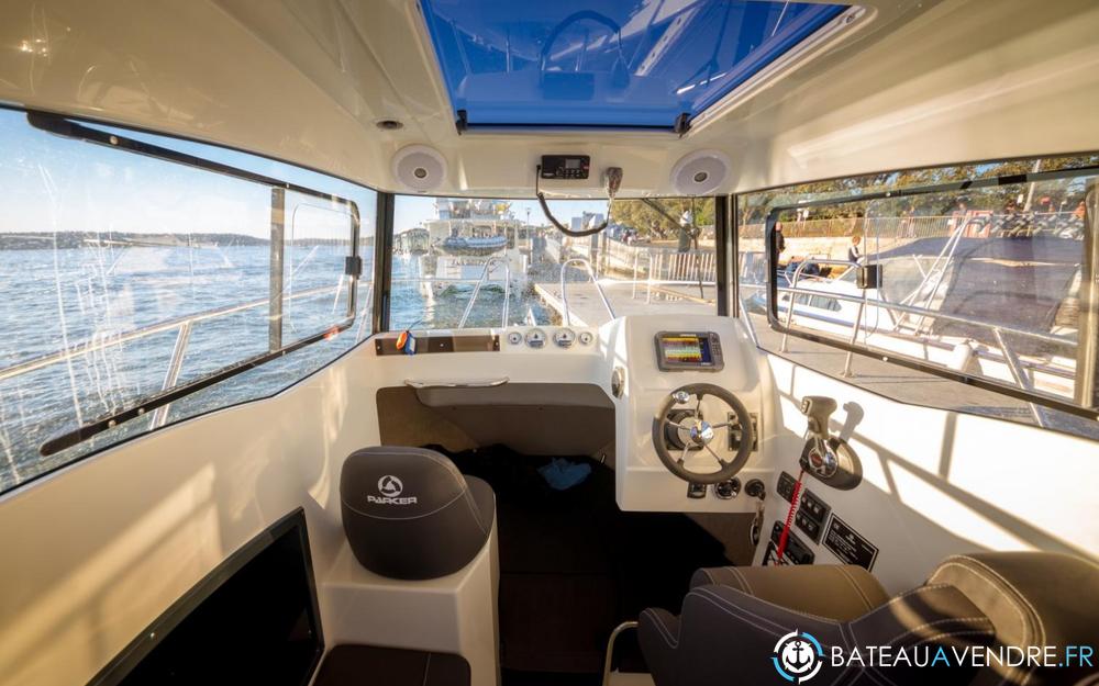 Parker 660 Pilothouse interieur photo 4