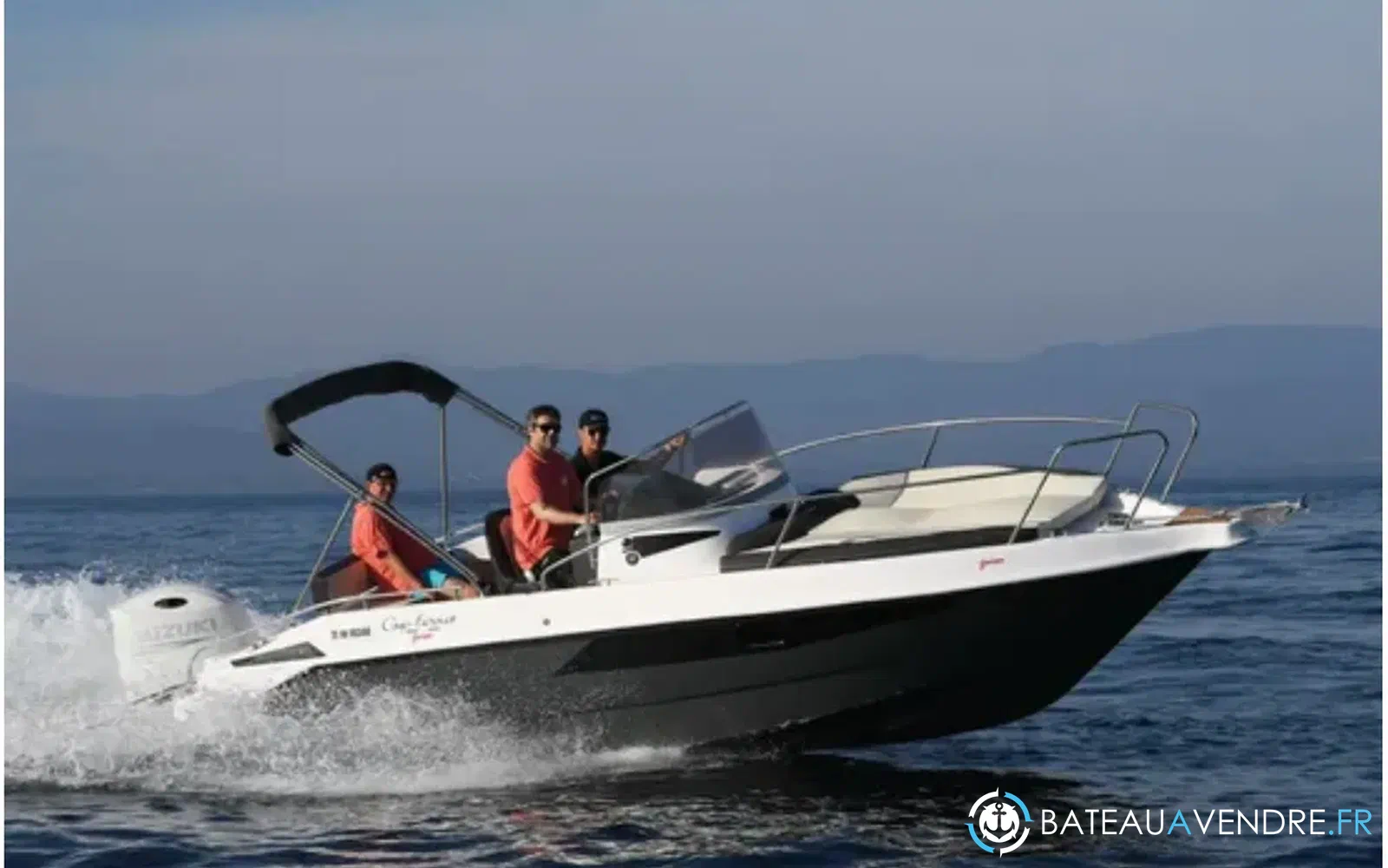 slider 0 B2 Marine Cap Ferret 702 Sun Deck