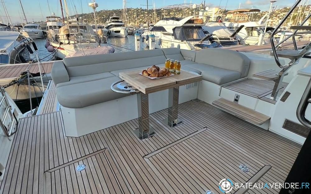 Jeanneau Prestige 520 interieur photo 2