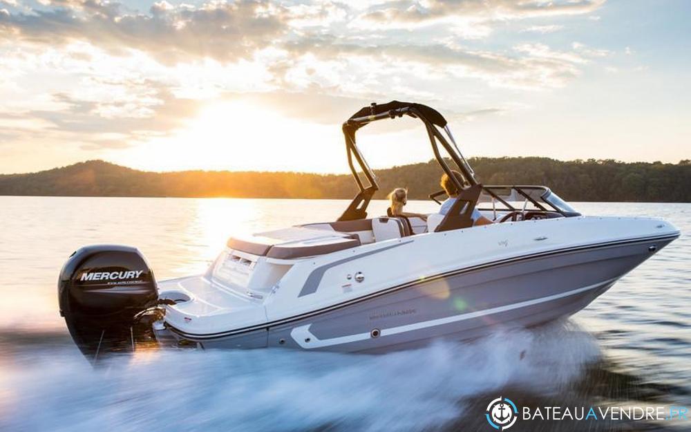 Bayliner VR5 OB exterieur photo de présentation