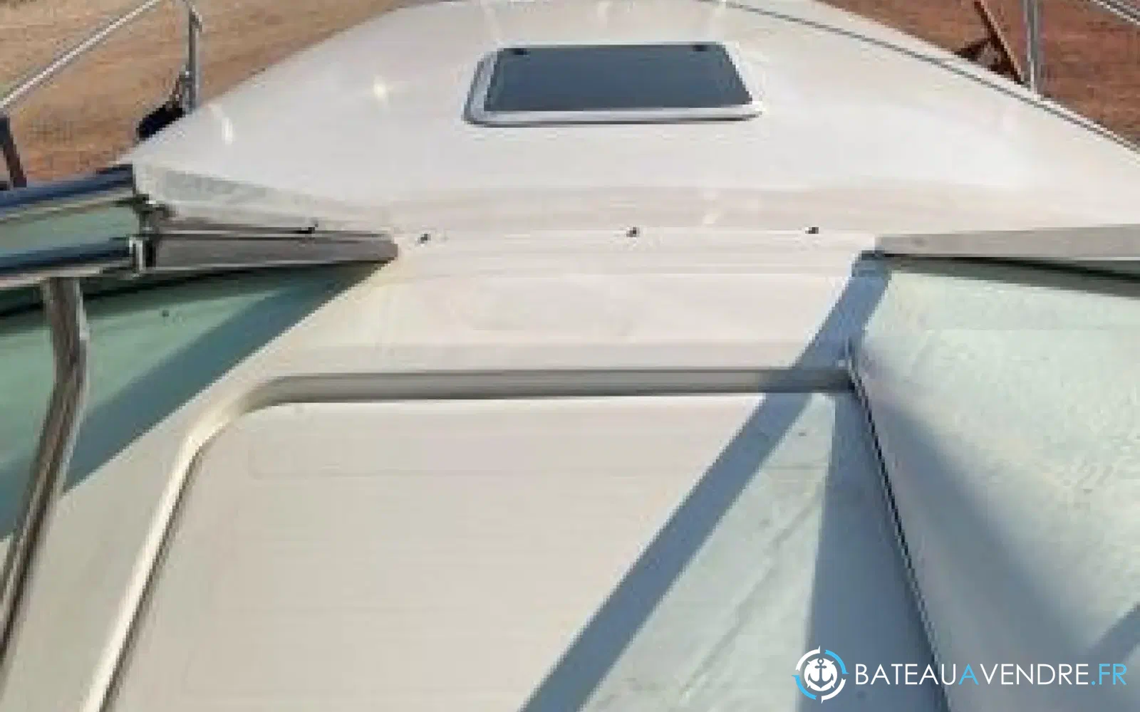 slider 2 Sea Ray 240 Sundancer