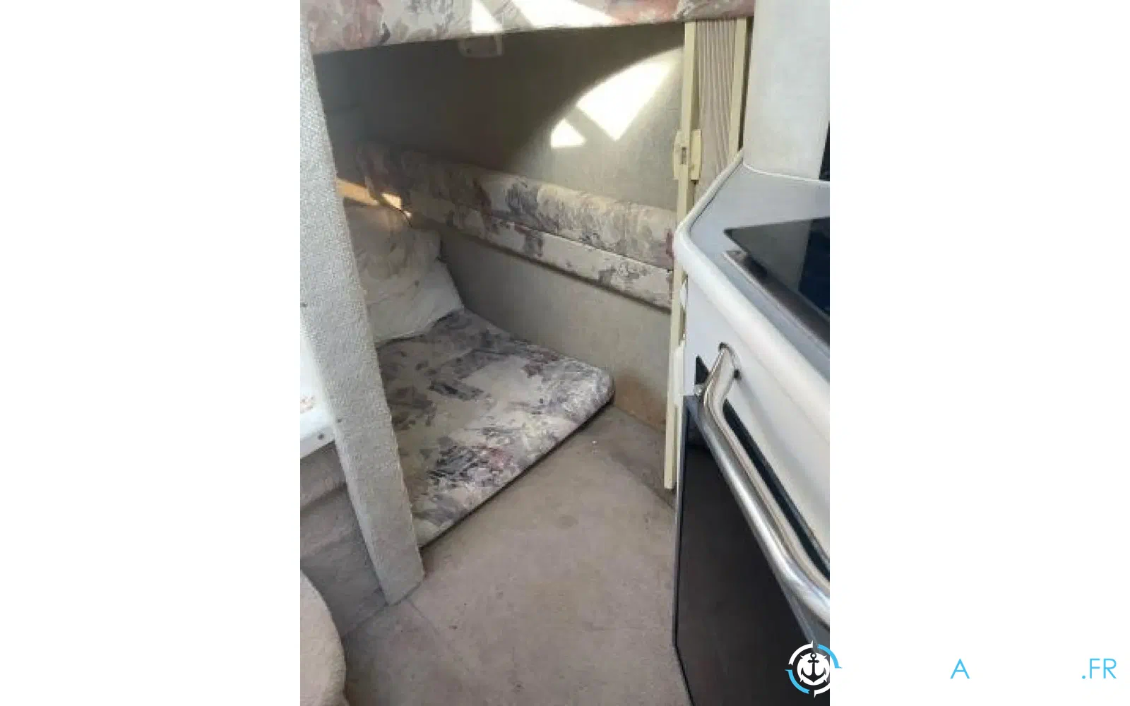 slider 3 Sea Ray 240 Sundancer