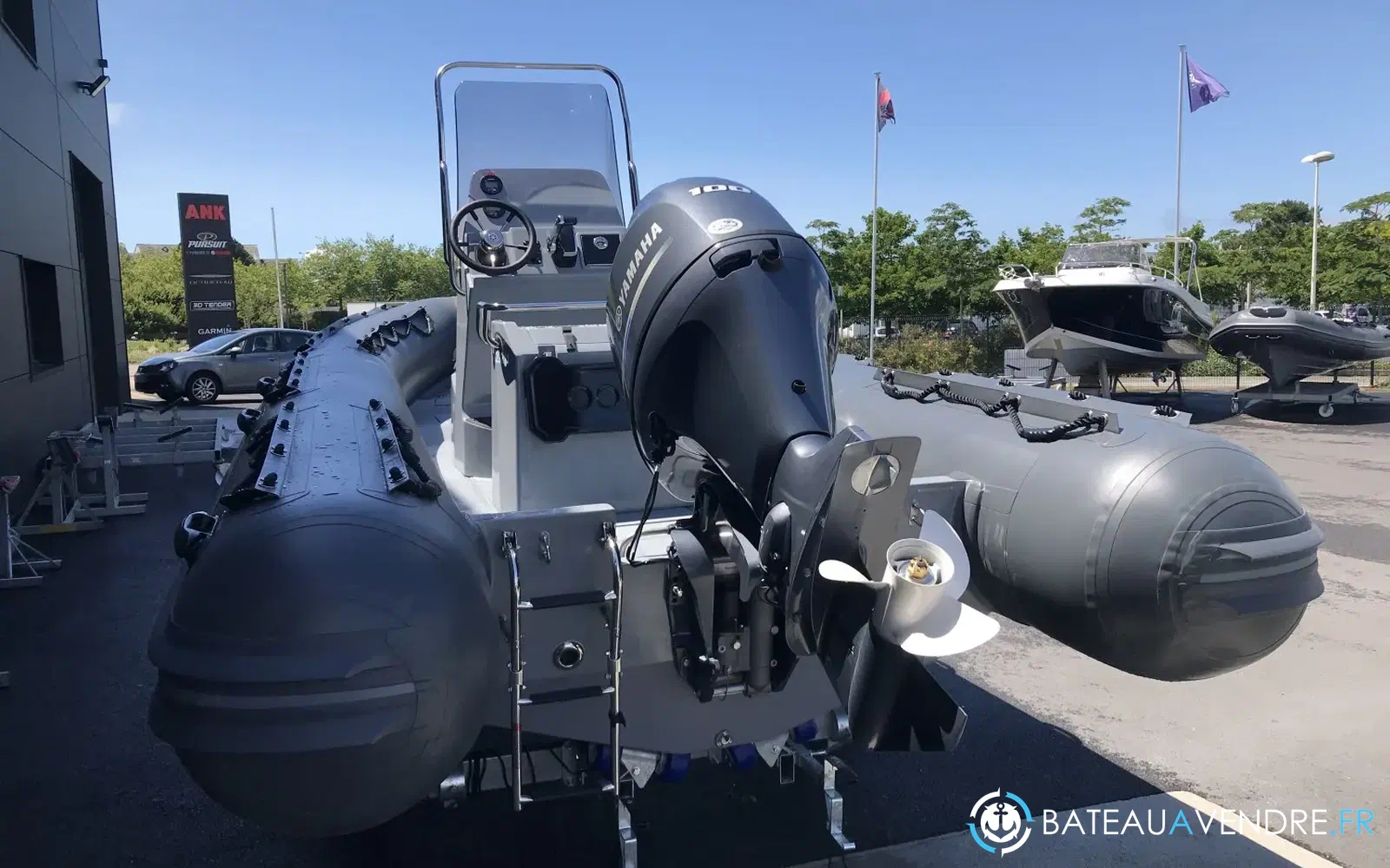 slider 3 3D Tender Patrol 600