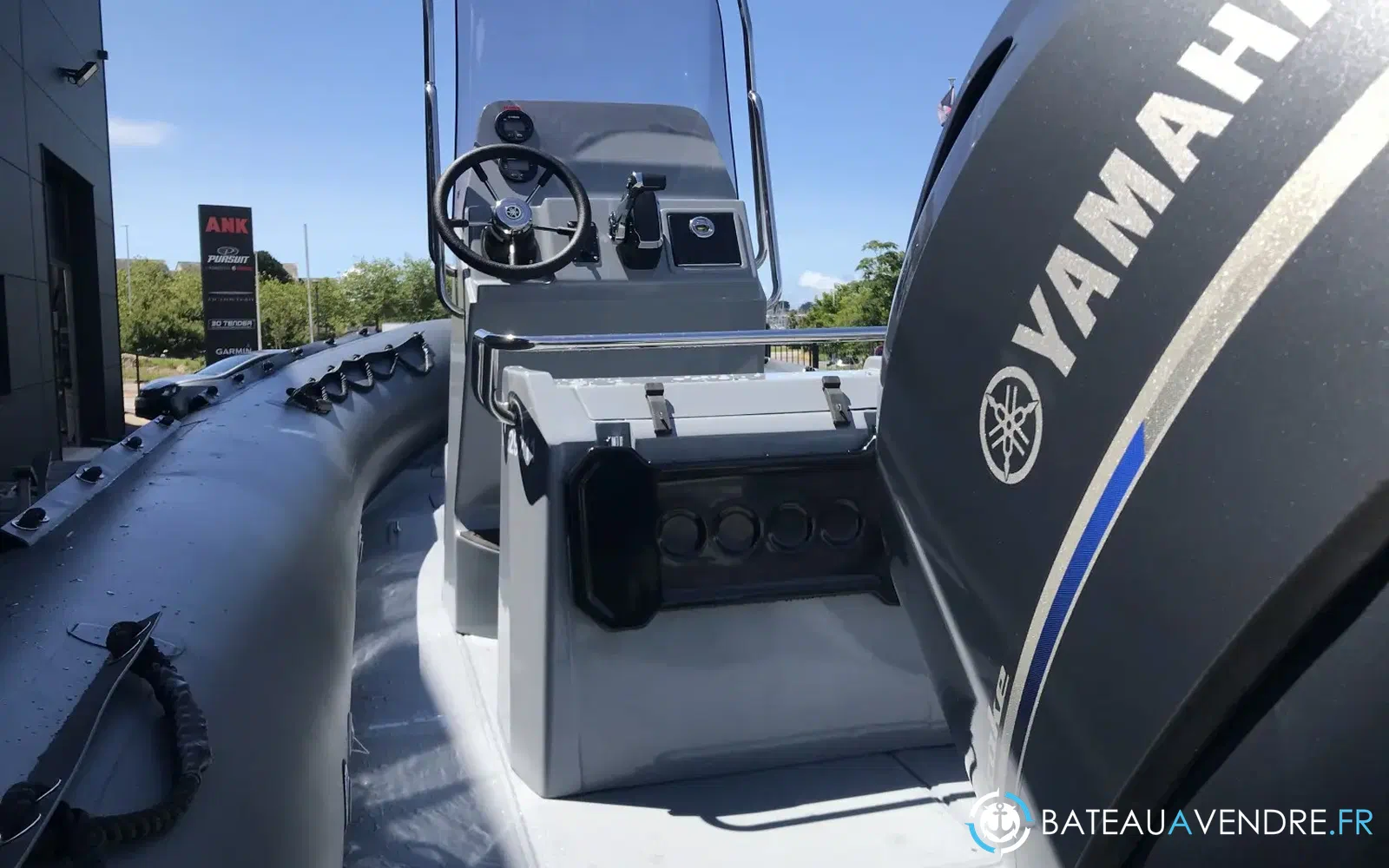 slider 4 3D Tender Patrol 600