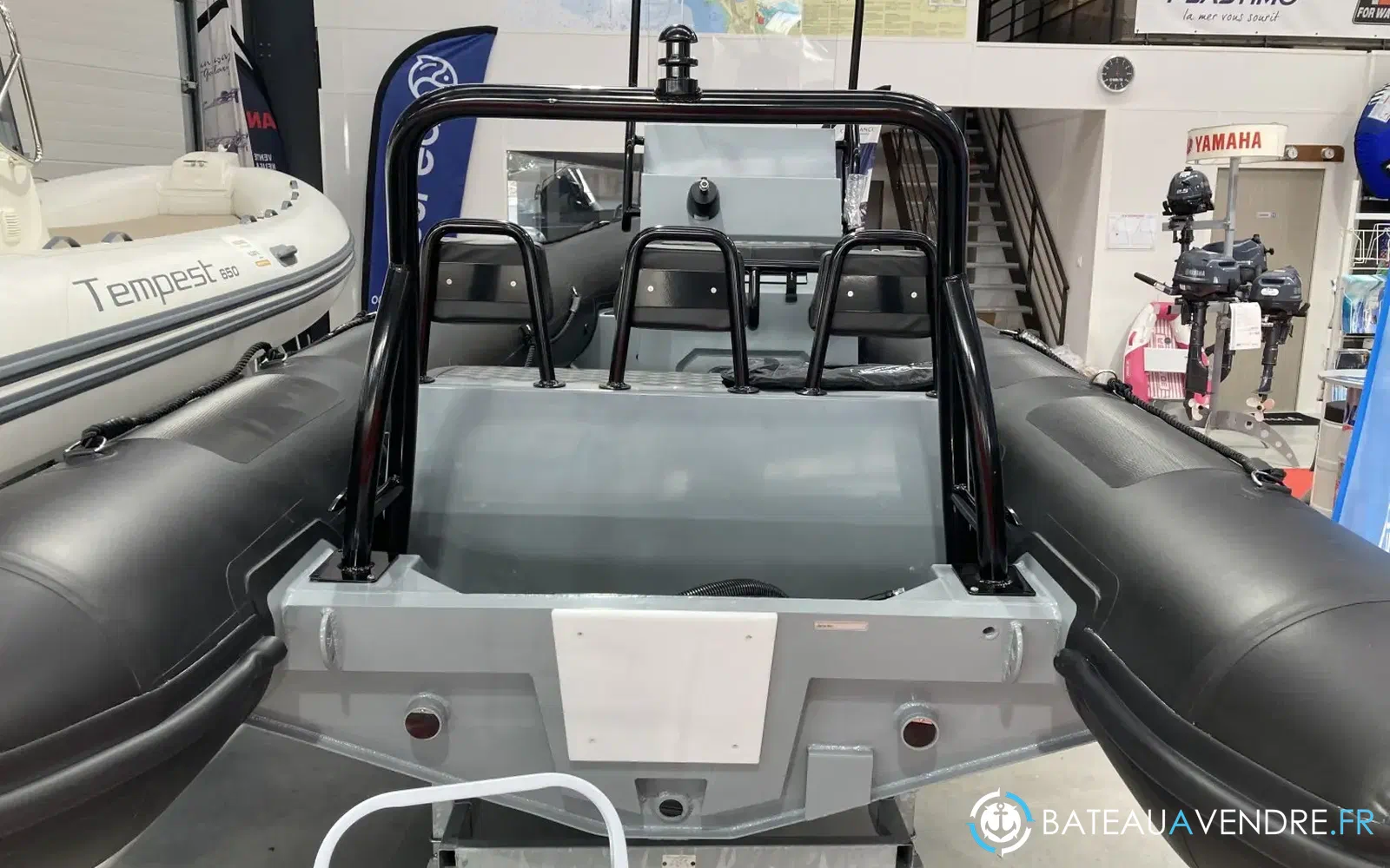 slider 4 3D Tender Nividic 550