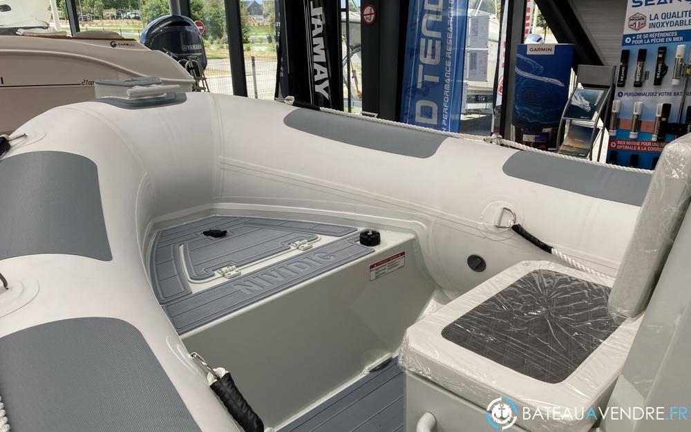 3D Tender 550 Nvidic interieur photo 4