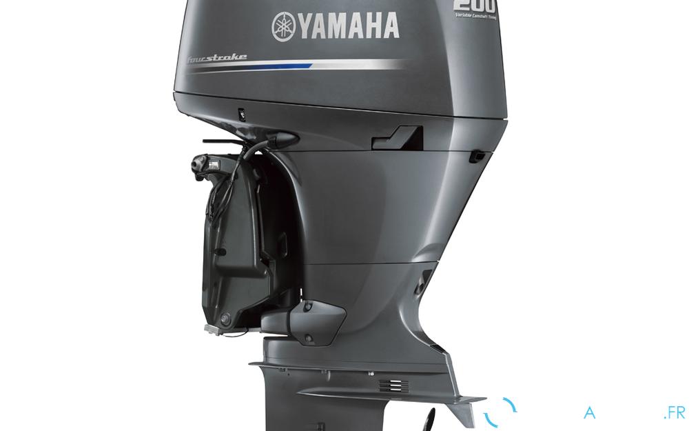 Yamaha 200 exterieur photo 4