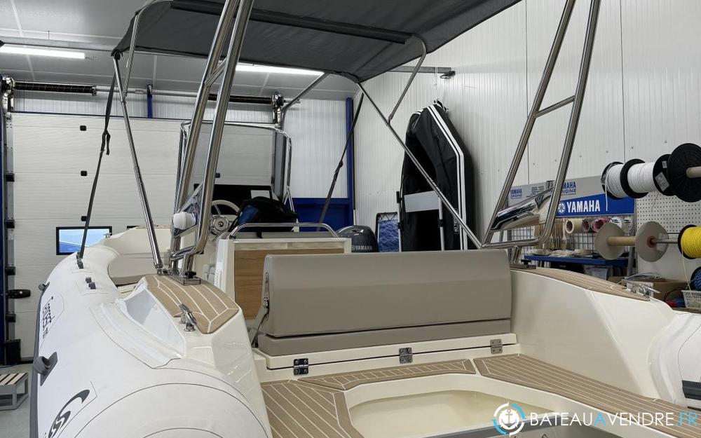 Capelli Tempest 700 Open  interieur photo 3