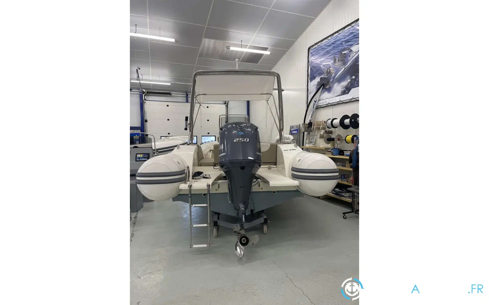 slider 1 Capelli Tempest 775 Luxe