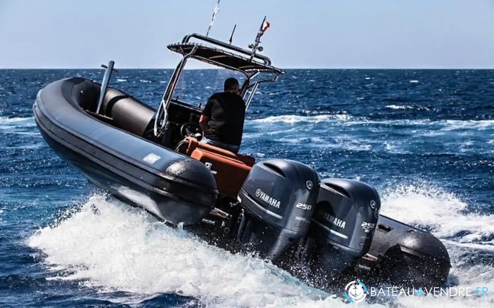 slider 5 Sea Water Phantom 300
