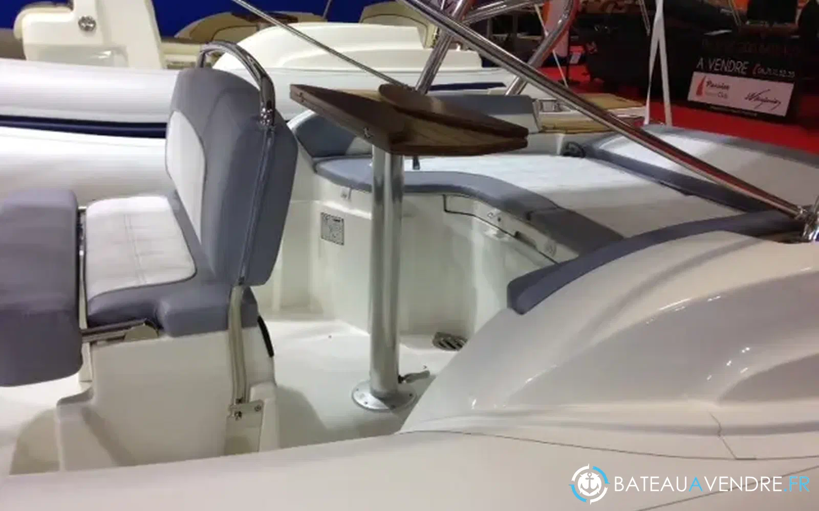slider 1 Marlin Boat 226 FB