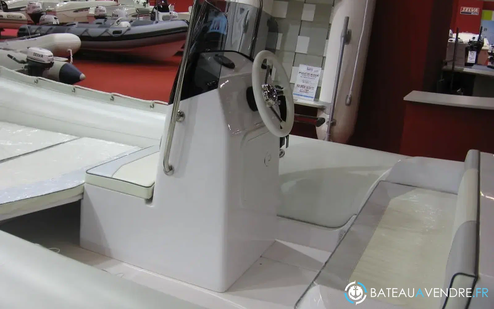 slider 1 Selva D500