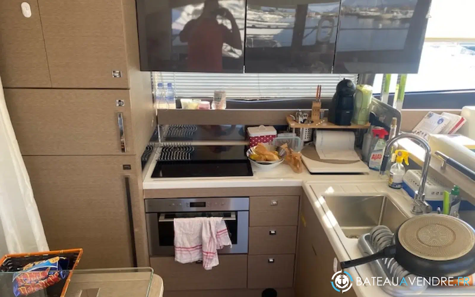 slider 12 Prestige Yachts 550 Fly