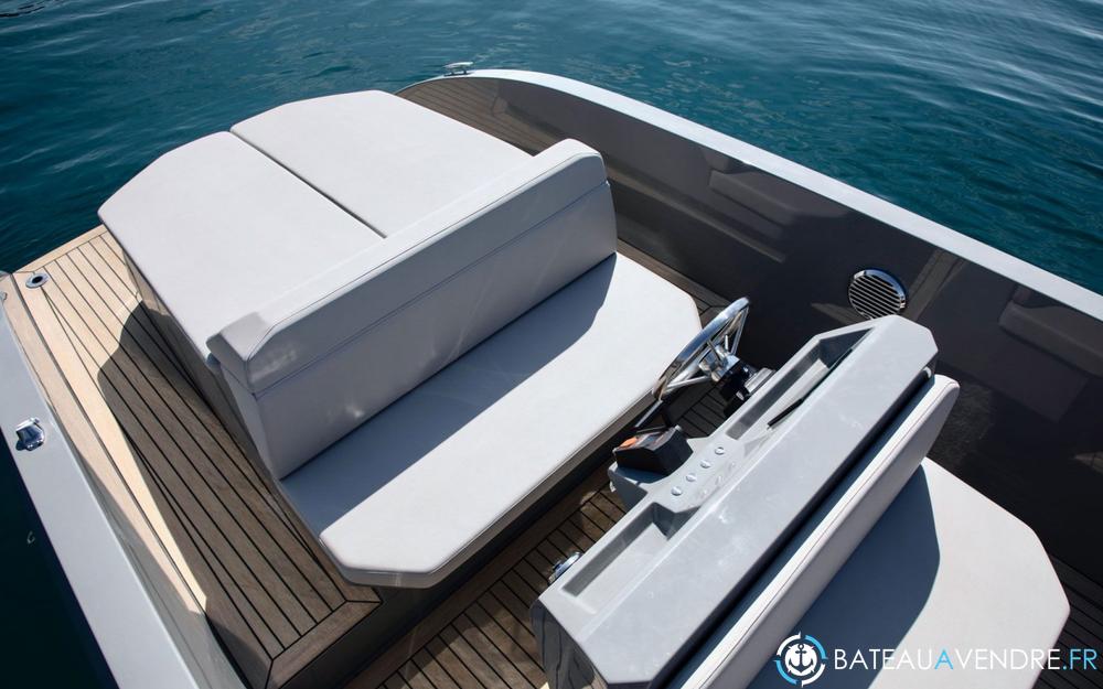 Rand Boats Mana 23 interieur photo 4