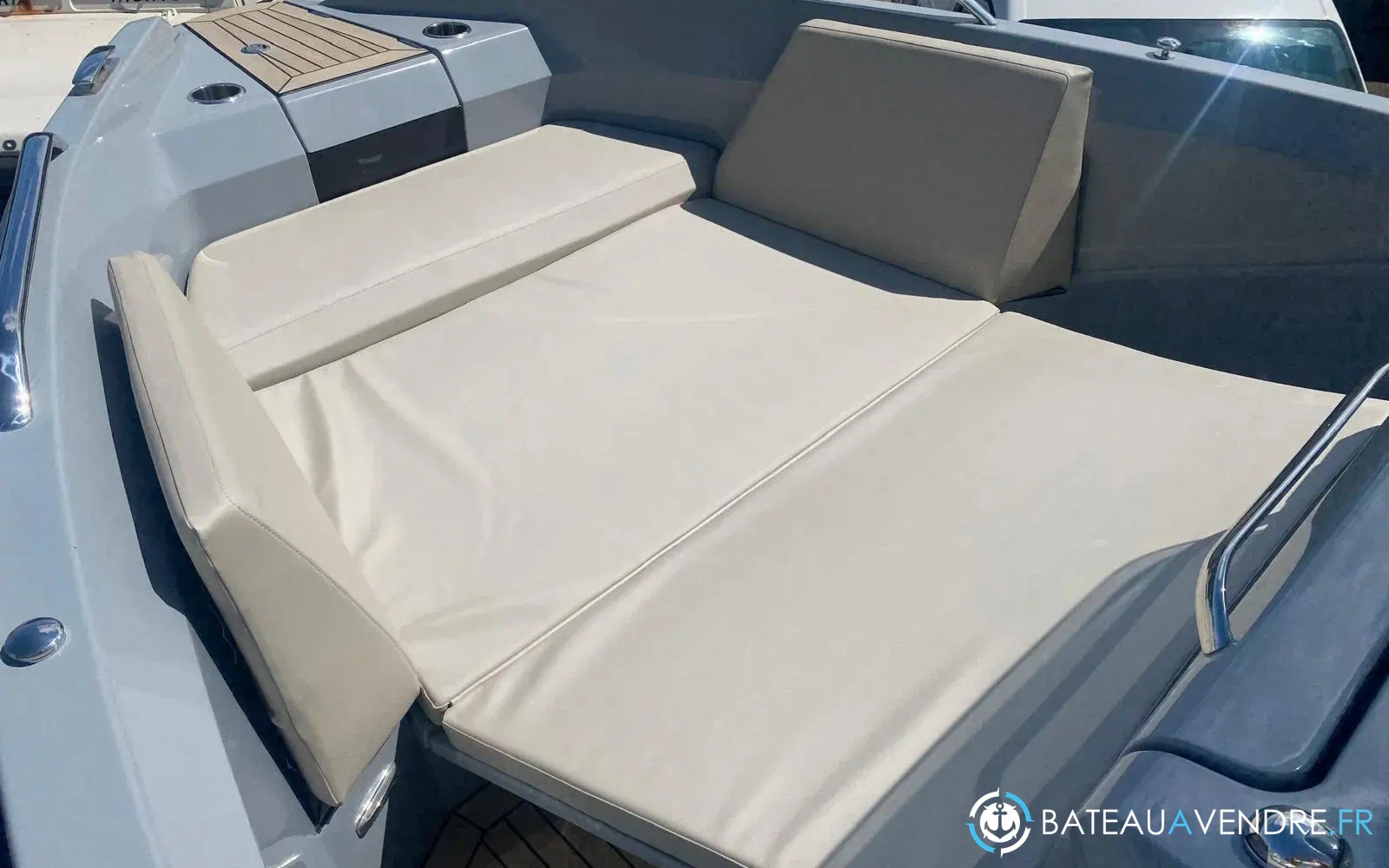 slider 10 Rand Boats Roamer 29
