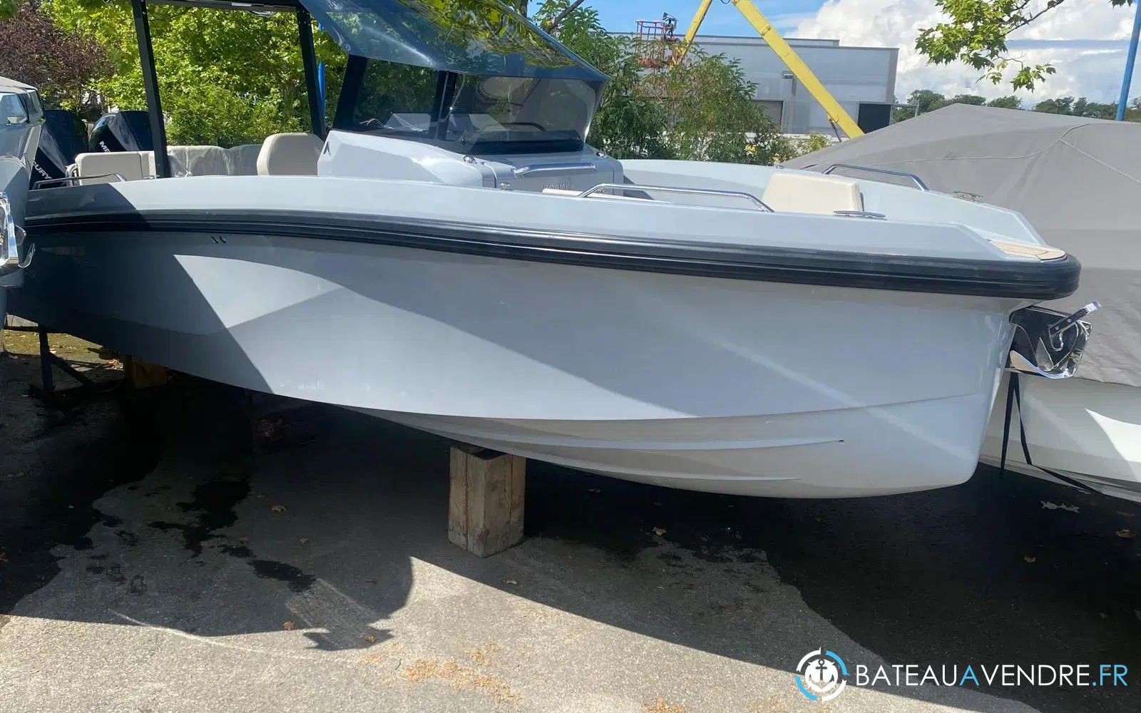 slider 0 Rand Boats Roamer 29
