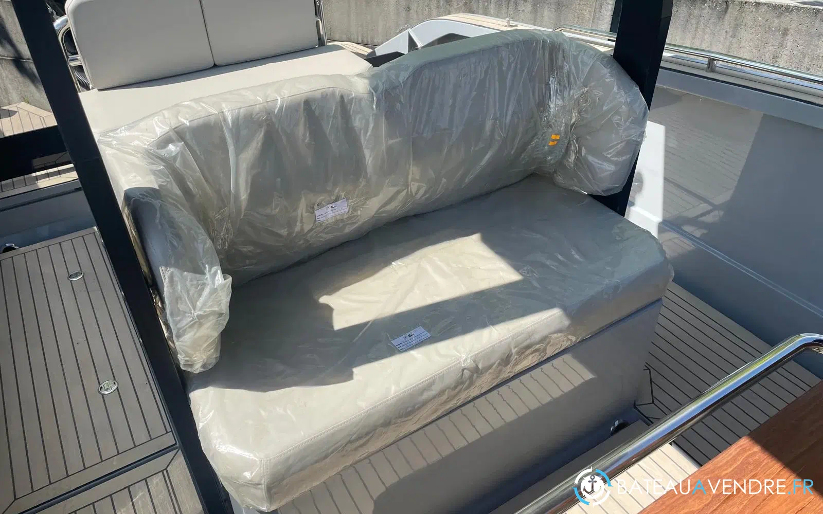 slider 2 Rand Boats Roamer 29