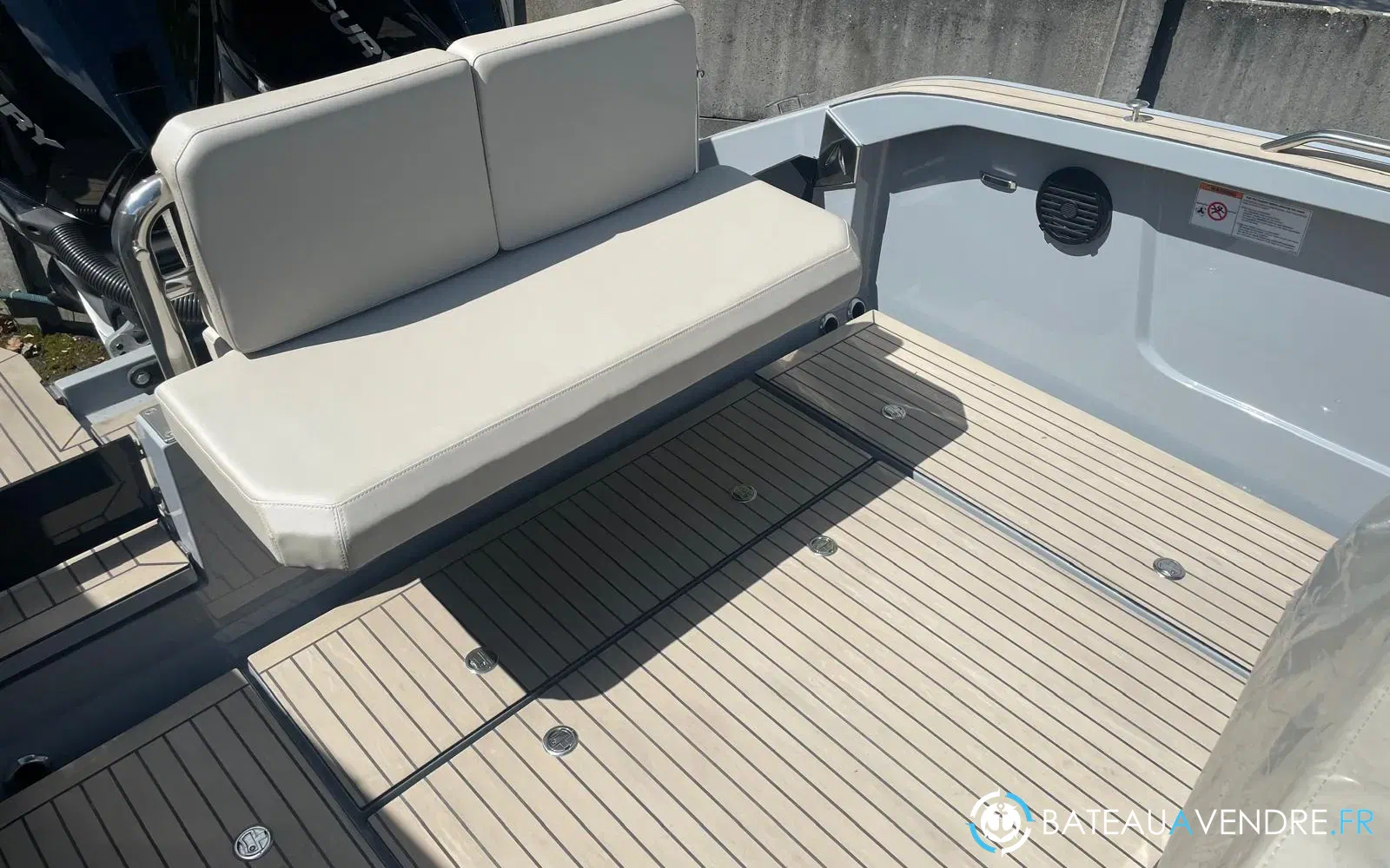 slider 3 Rand Boats Roamer 29