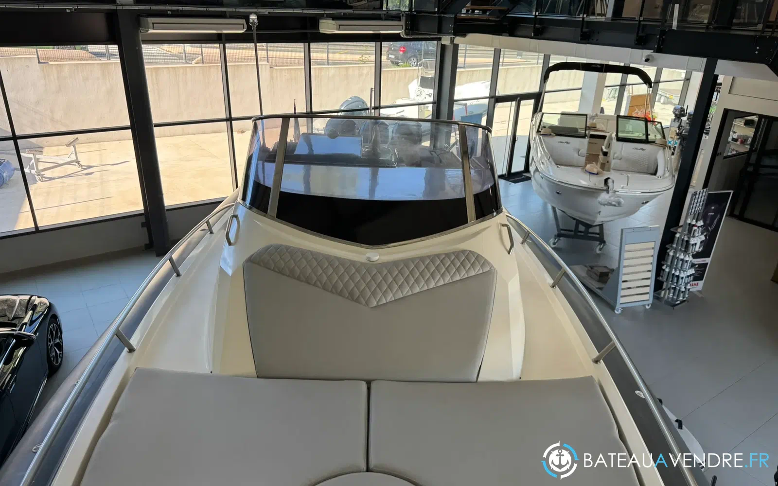slider 6 Capelli Tempest 44