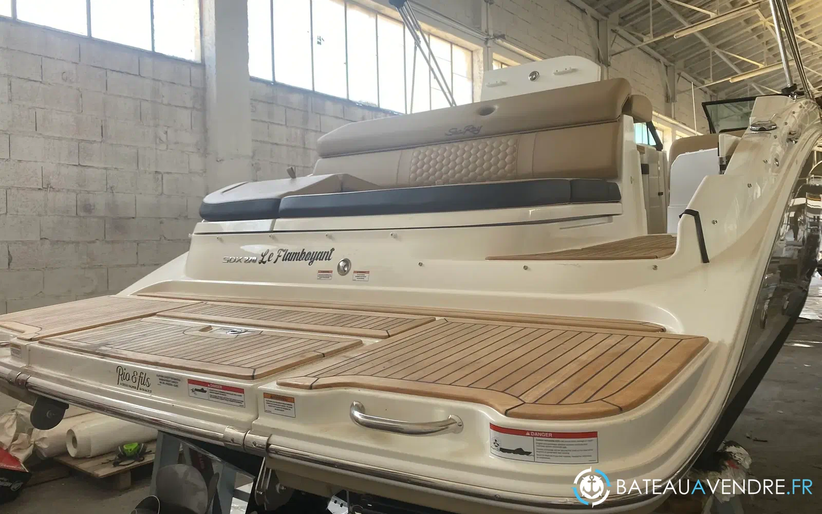 slider 7 Sea Ray SDX 270