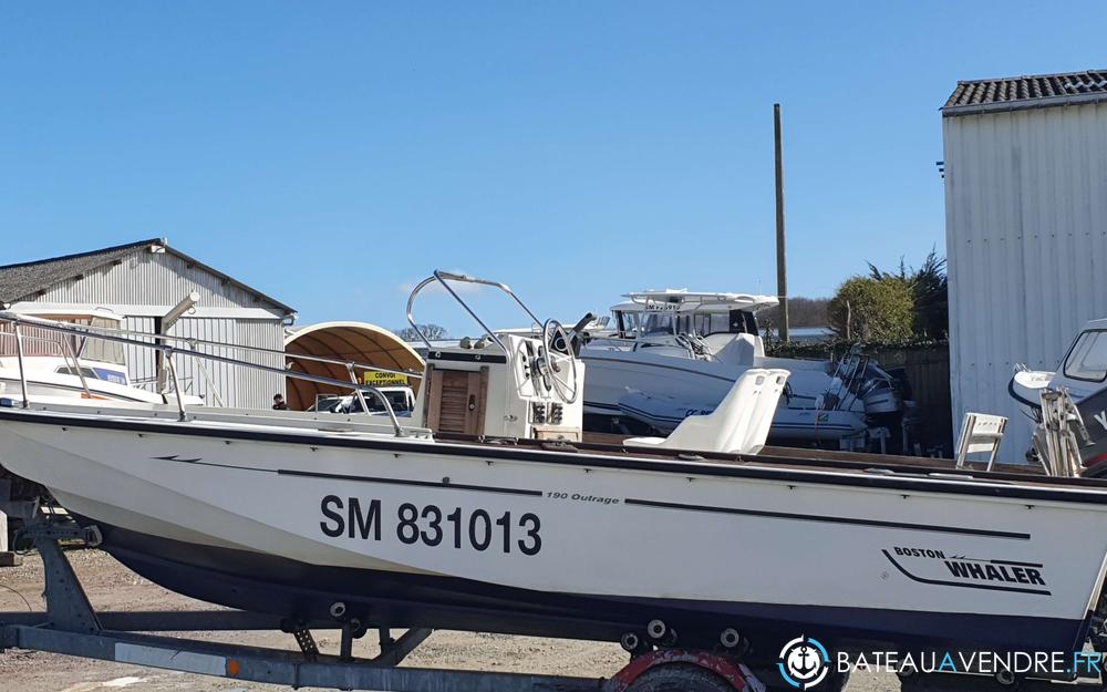 Boston Whaler 190 Outrage exterieur photo 4