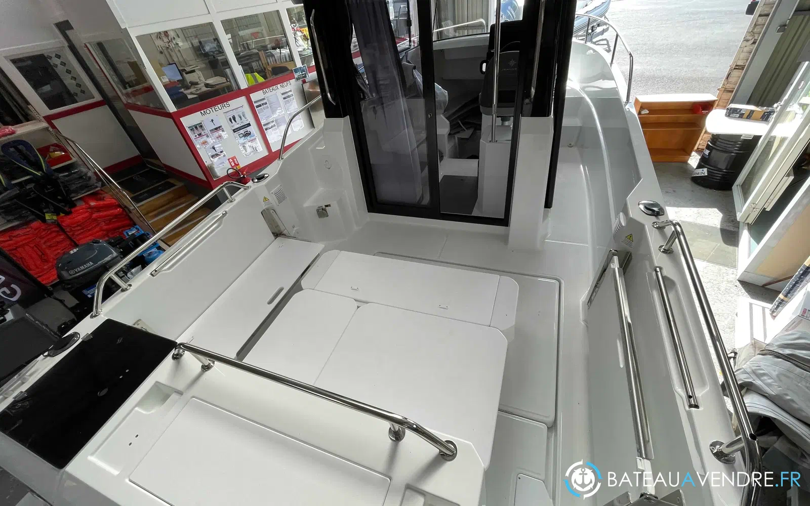 slider 5 Jeanneau Merry Fisher 695