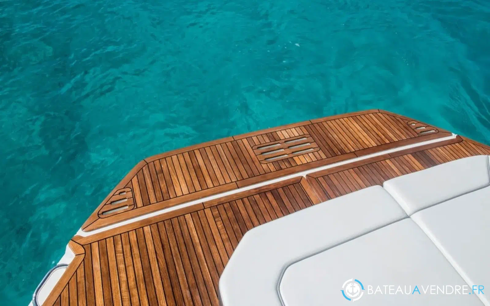 slider 2 Sea Ray 320 Sundancer
