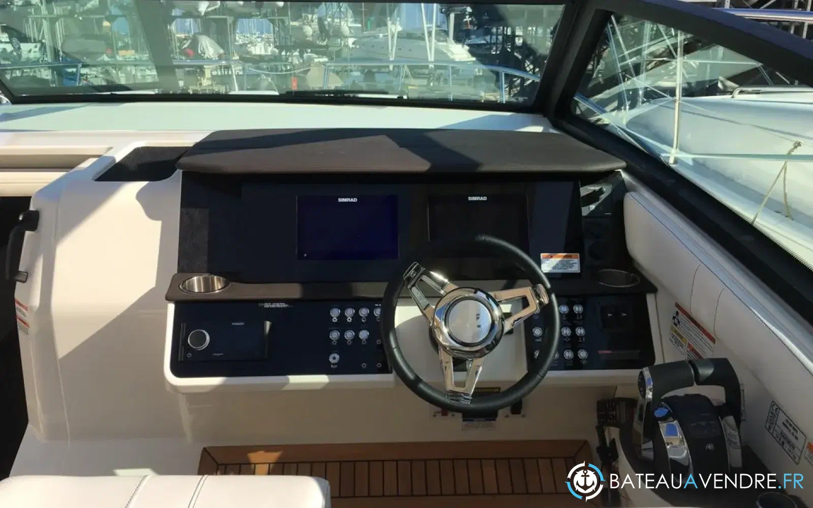 slider 5 Sea Ray 320 Sundancer