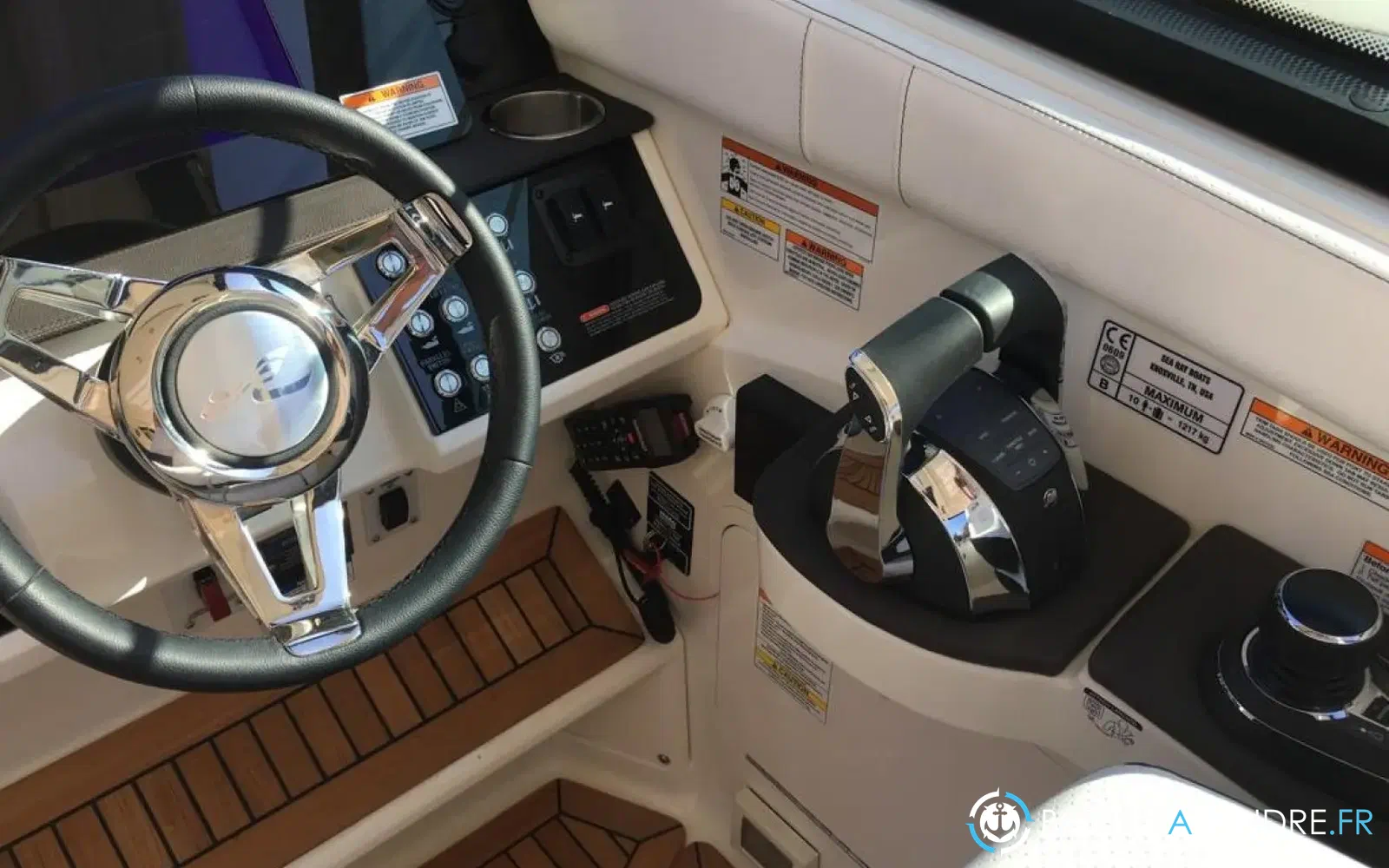 slider 6 Sea Ray 320 Sundancer