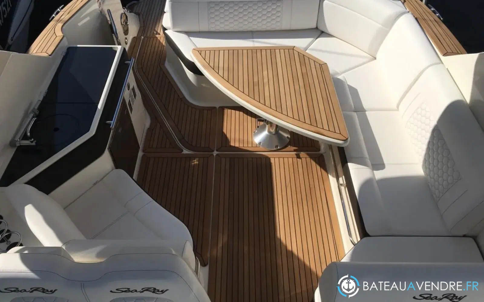slider 7 Sea Ray 320 Sundancer