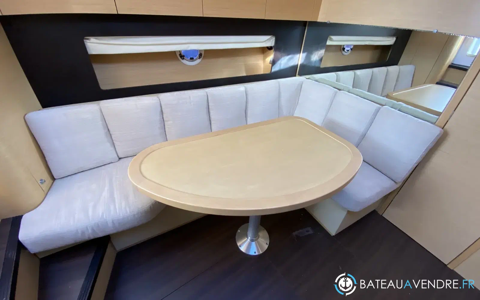 slider 8 Beneteau Monte Carlo 37