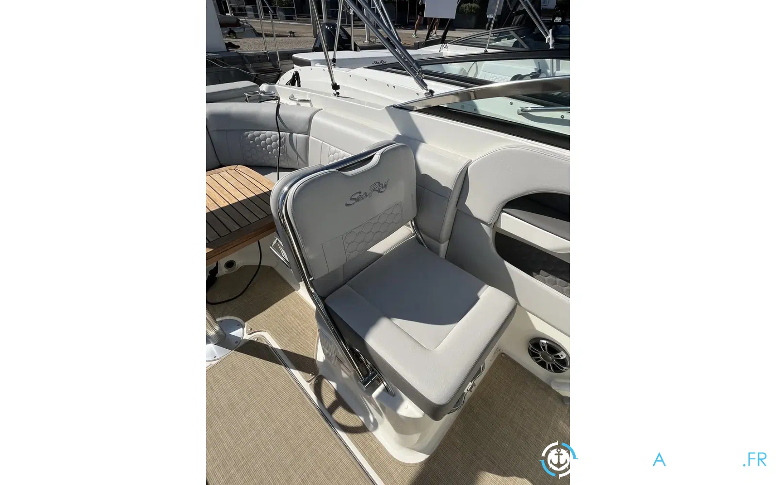 slider 6 Sea Ray 250 Sun Sport