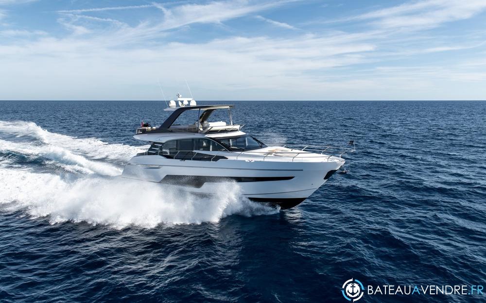 Fairline Squadron 68 exterieur photo de présentation