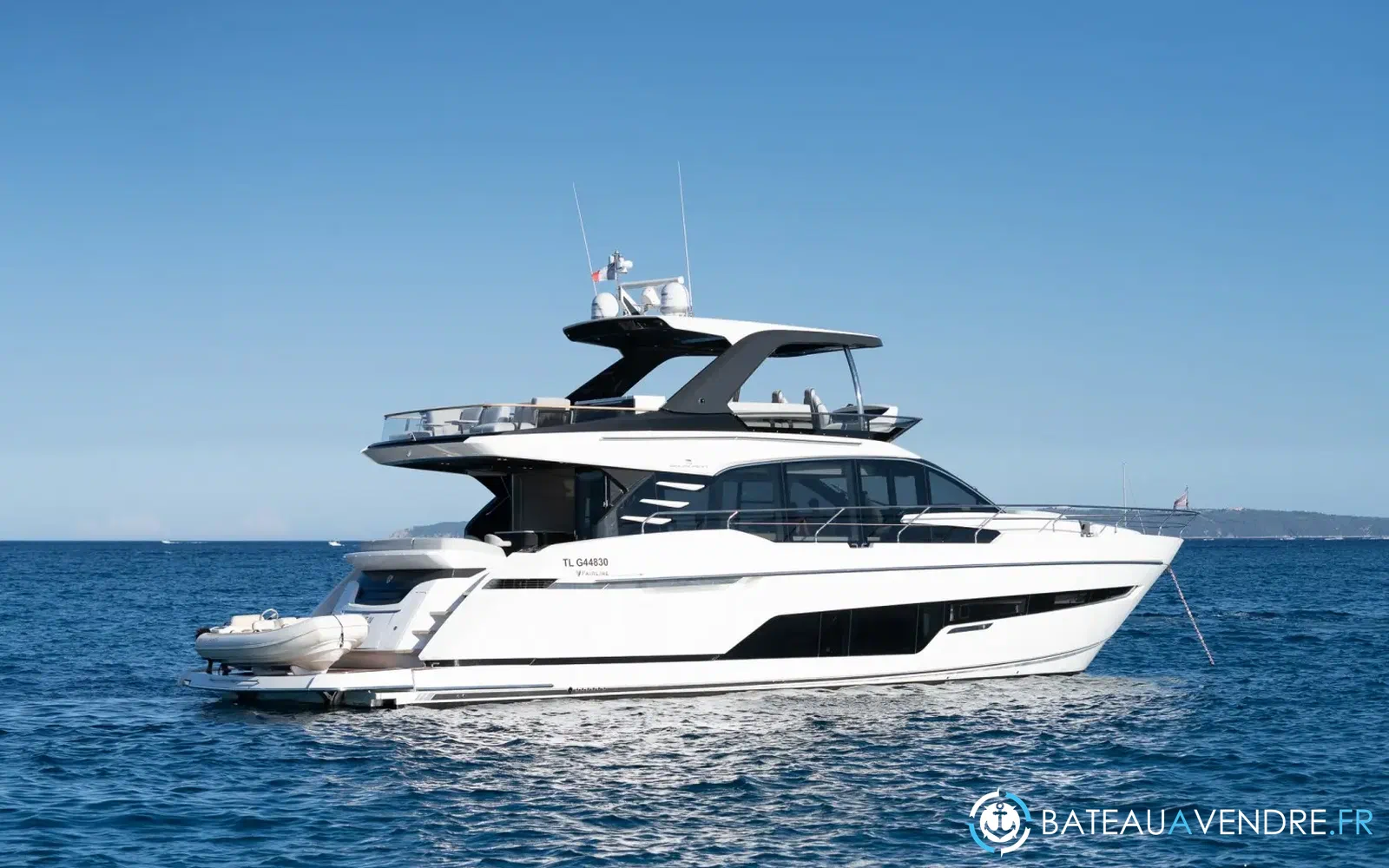 slider 1 Fairline Squadron 68