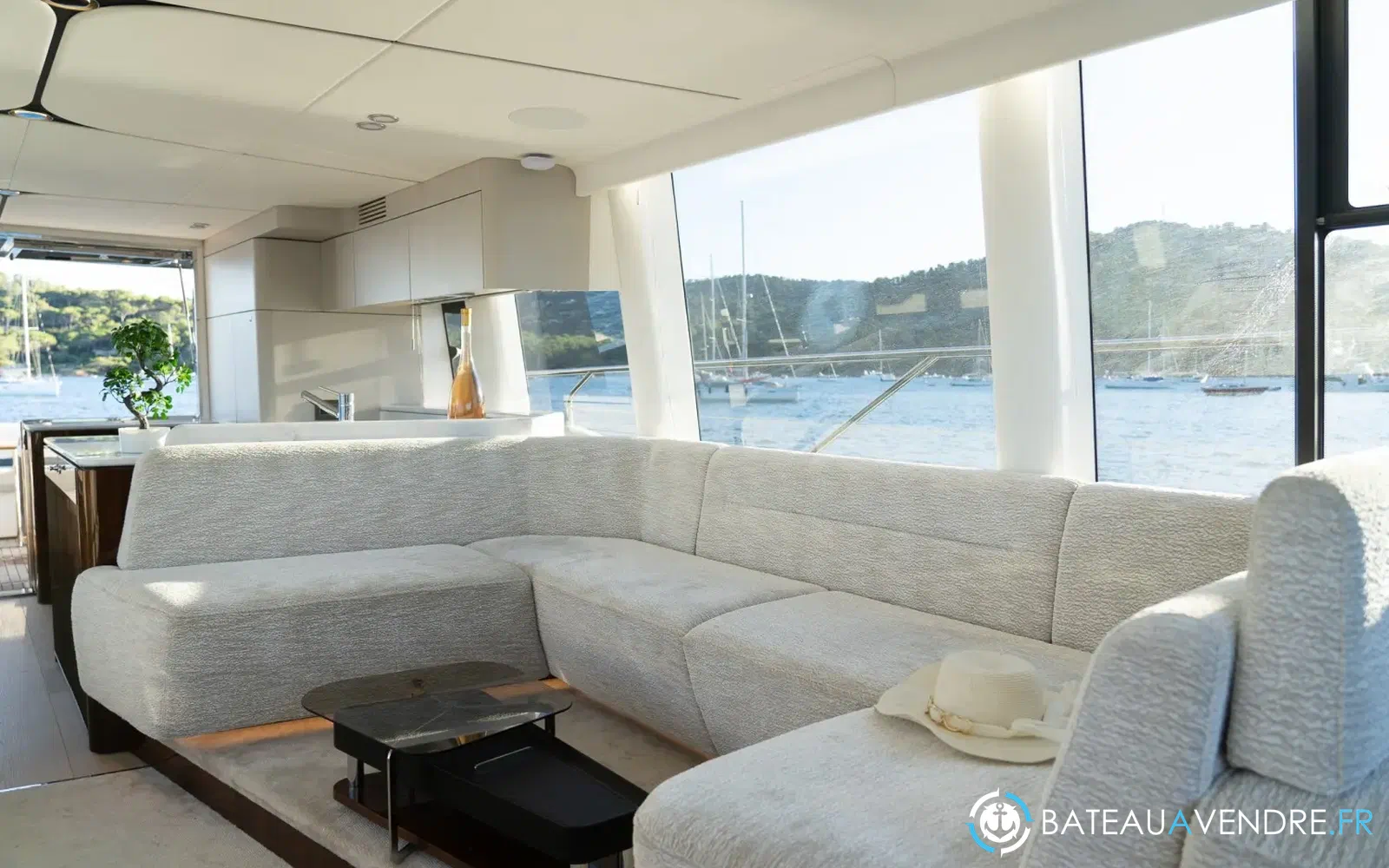 slider 8 Fairline Squadron 68