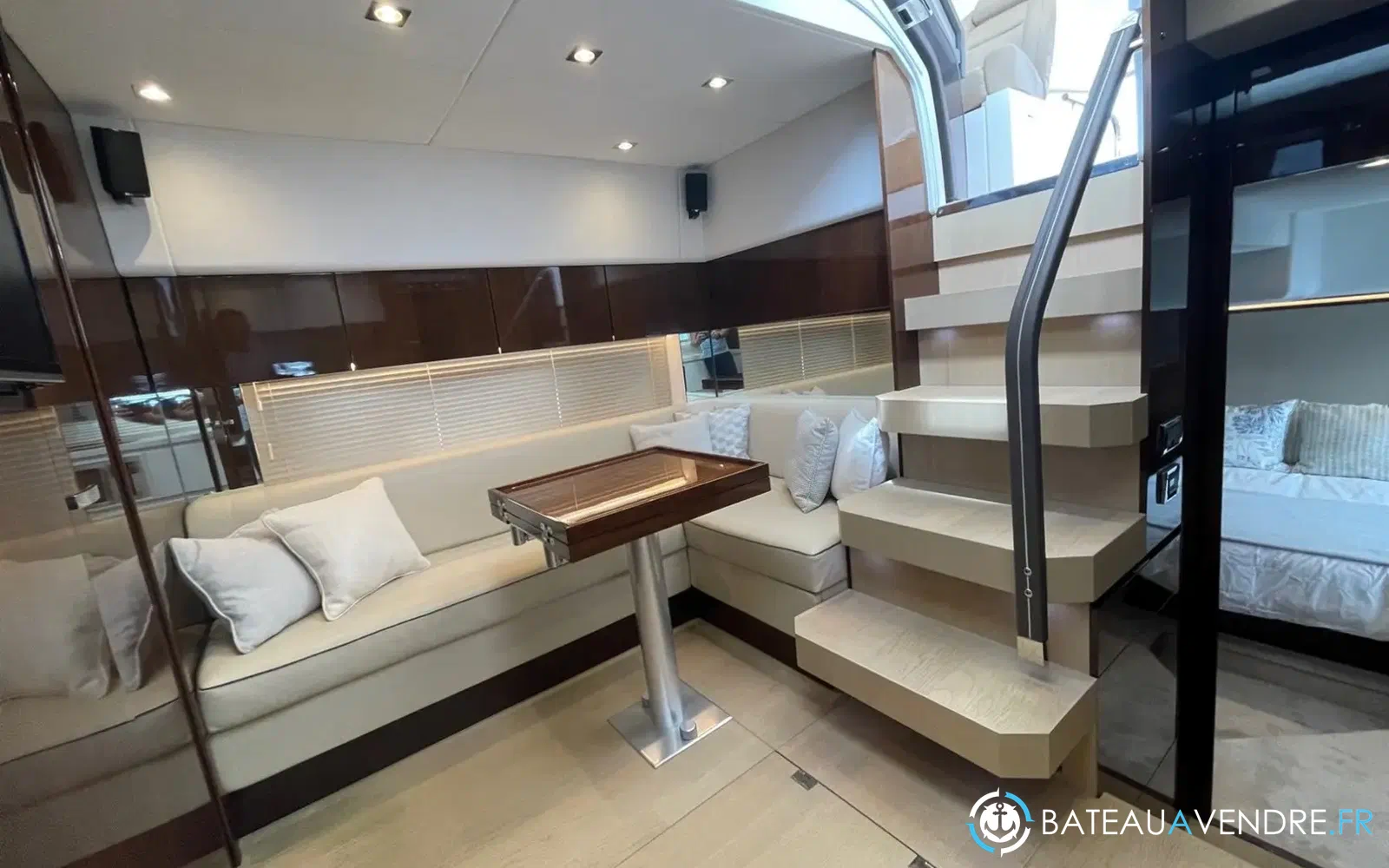 slider 12 Fairline Targa 48