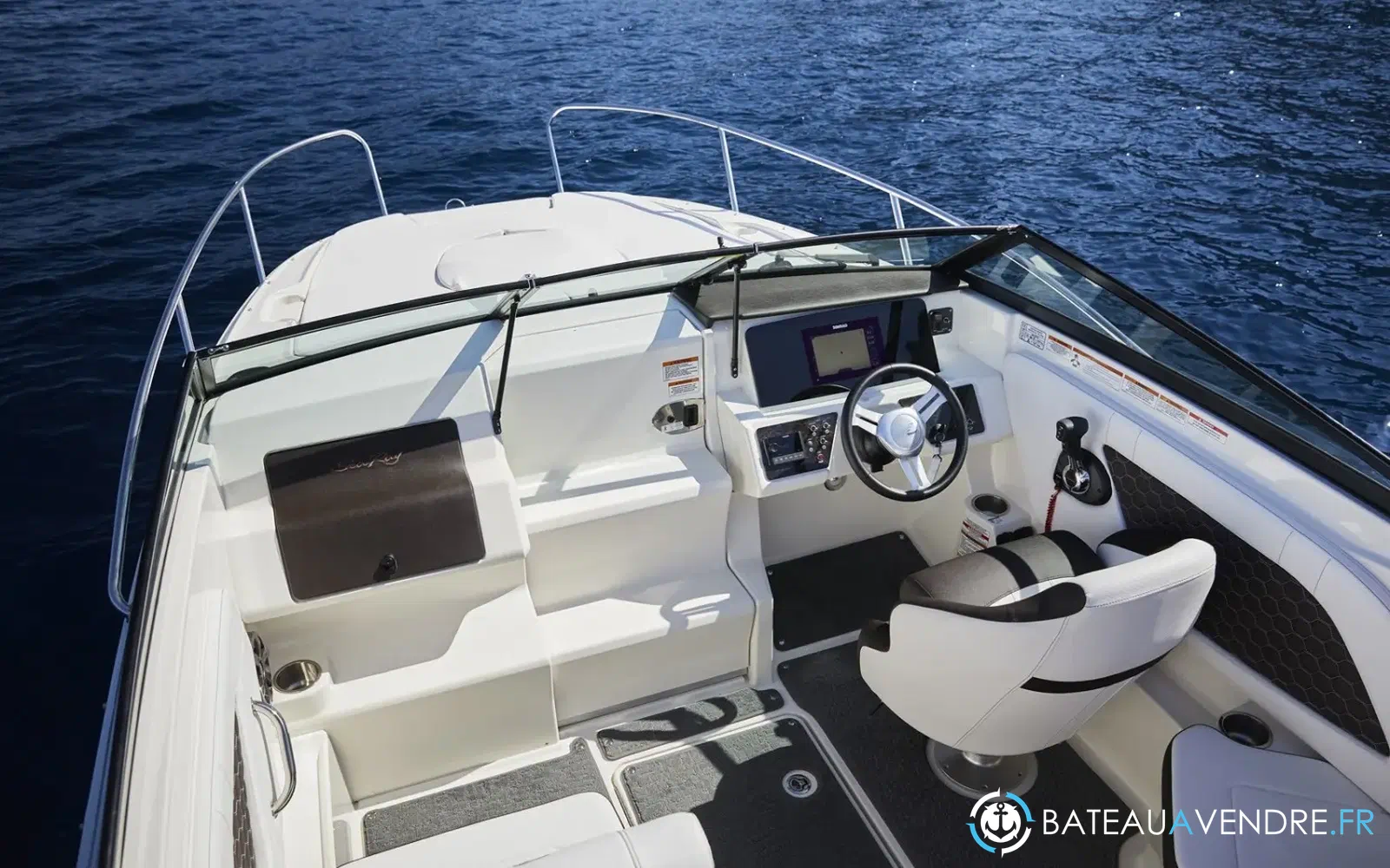 slider 4 Sea Ray 230 Sun Sport