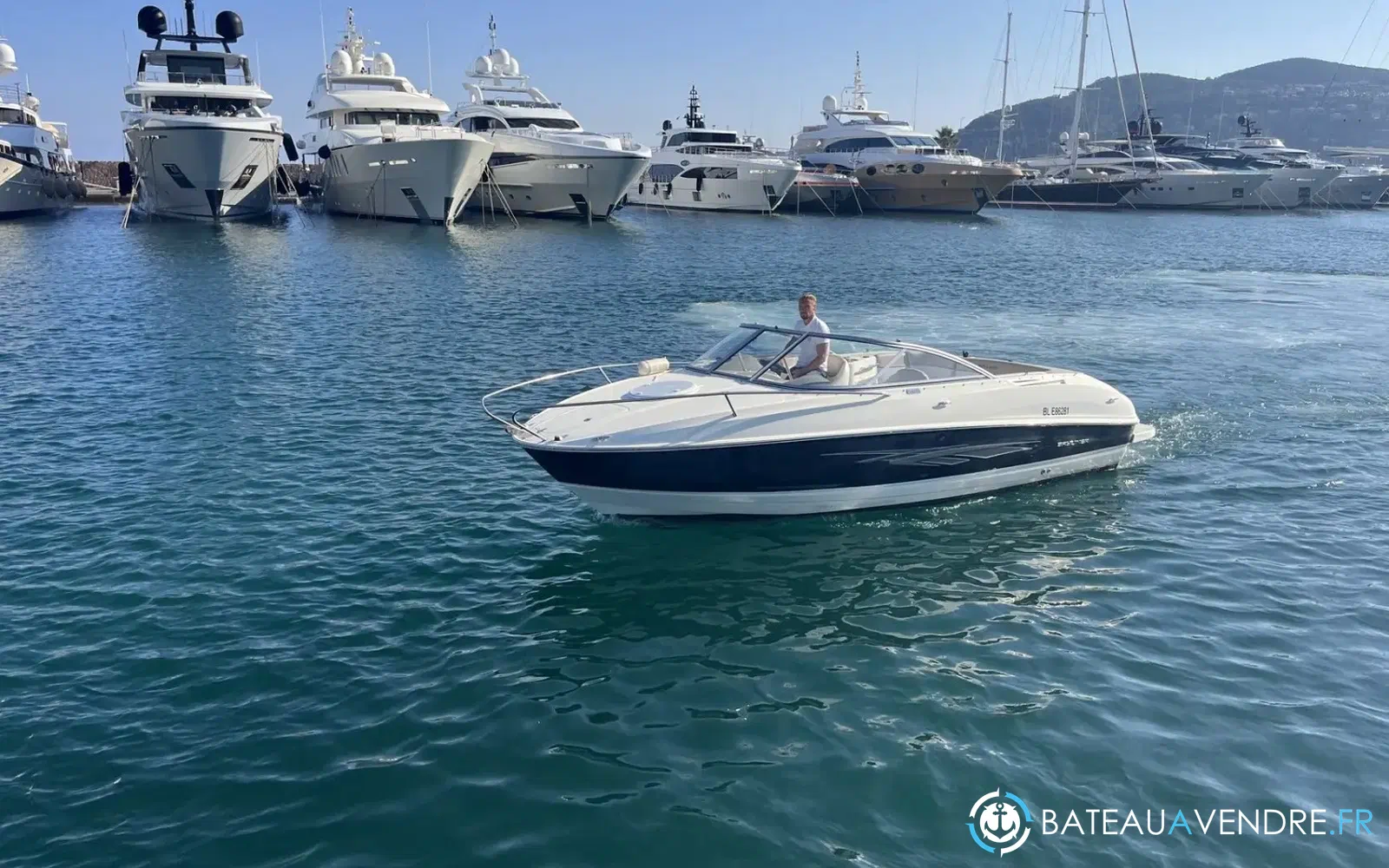 slider 0 Bayliner 702
