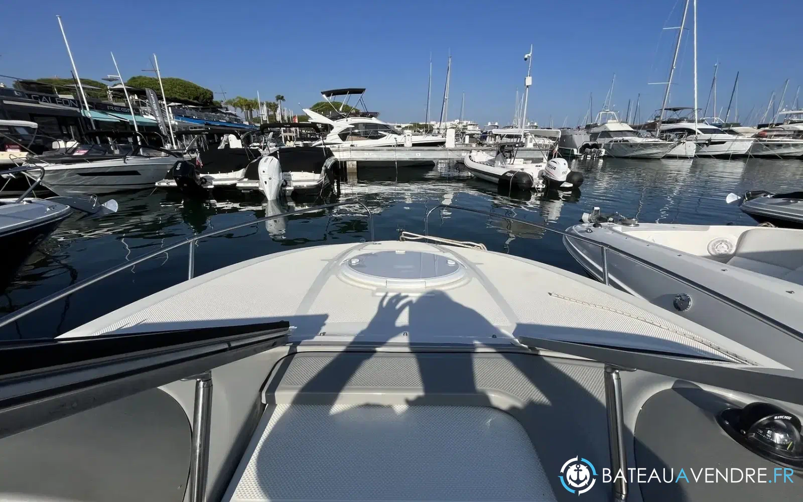 slider 9 Bayliner 702