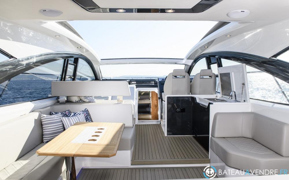 Fairline Targa 45 Open interieur photo 3