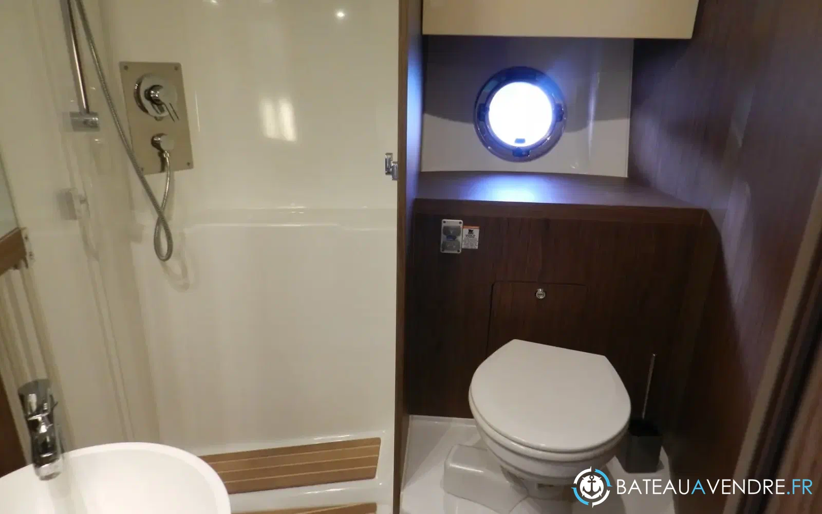 slider 10 Beneteau Gran Turismo 46