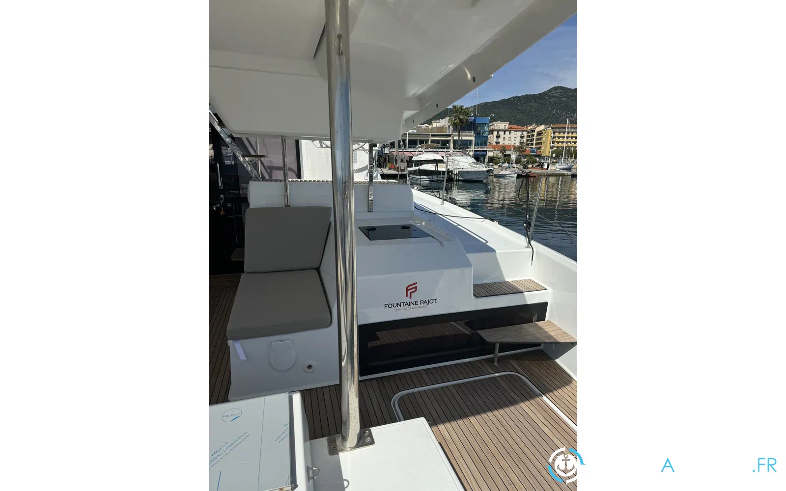 slider 9 Fountaine Pajot Tanna 47