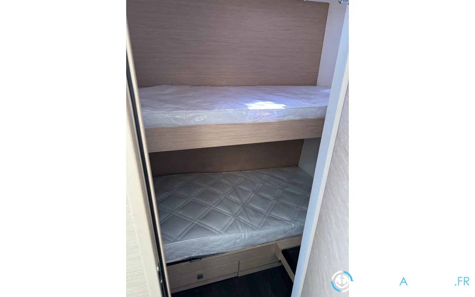 slider 25 Fountaine Pajot Tanna 47