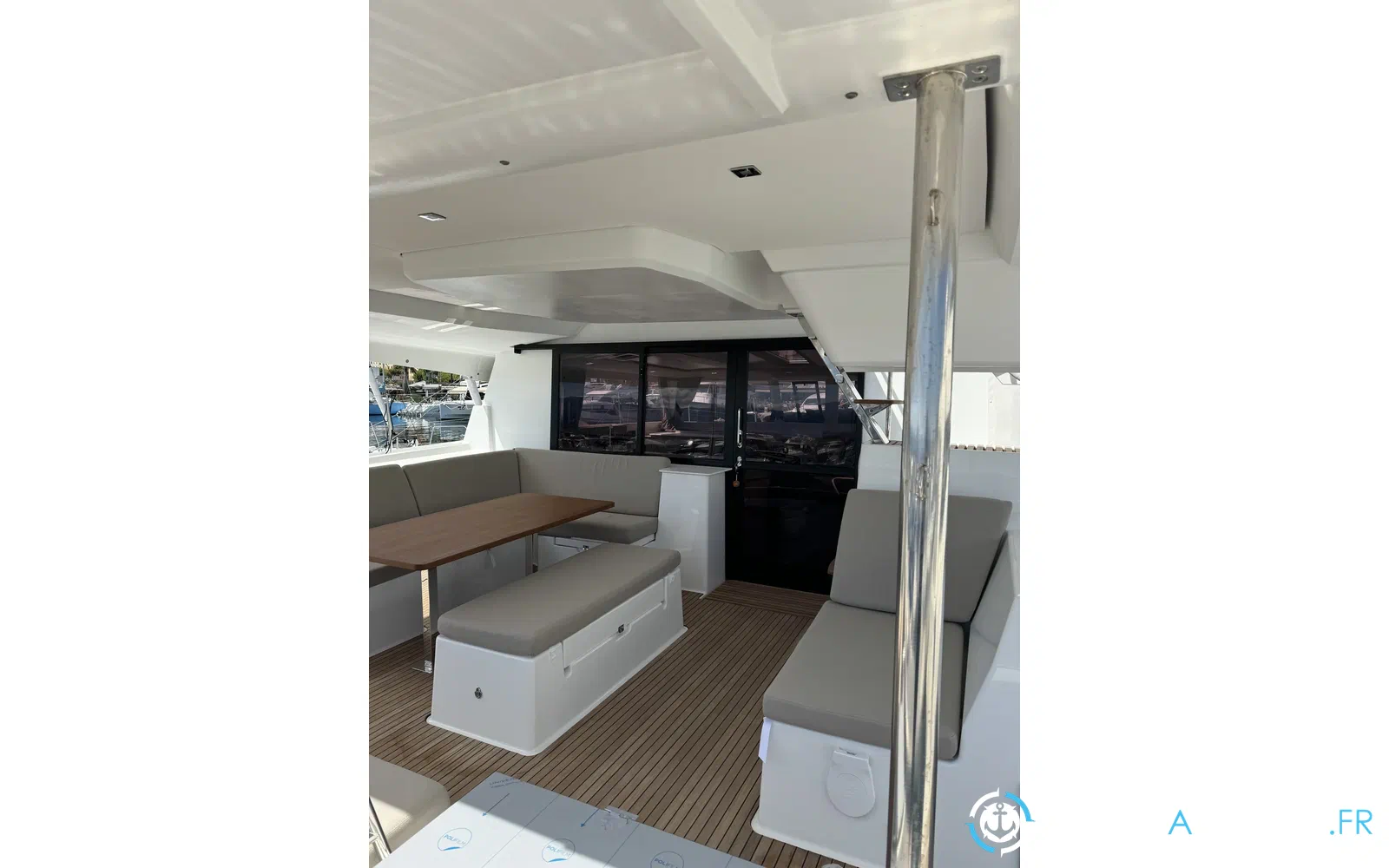 slider 7 Fountaine Pajot Tanna 47