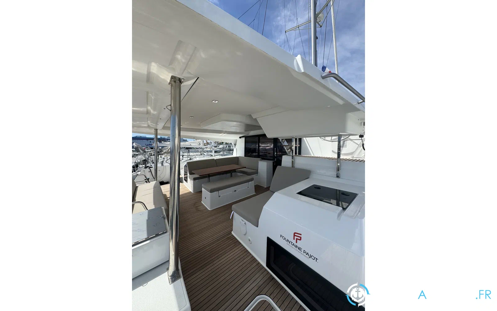 slider 8 Fountaine Pajot Tanna 47