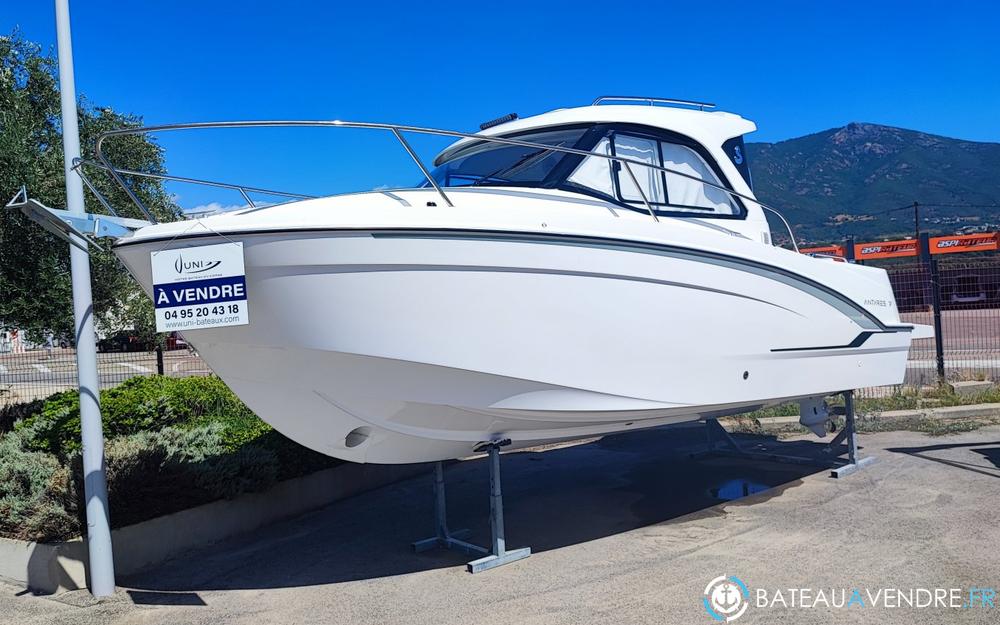 Beneteau Antares 7 exterieur photo de présentation