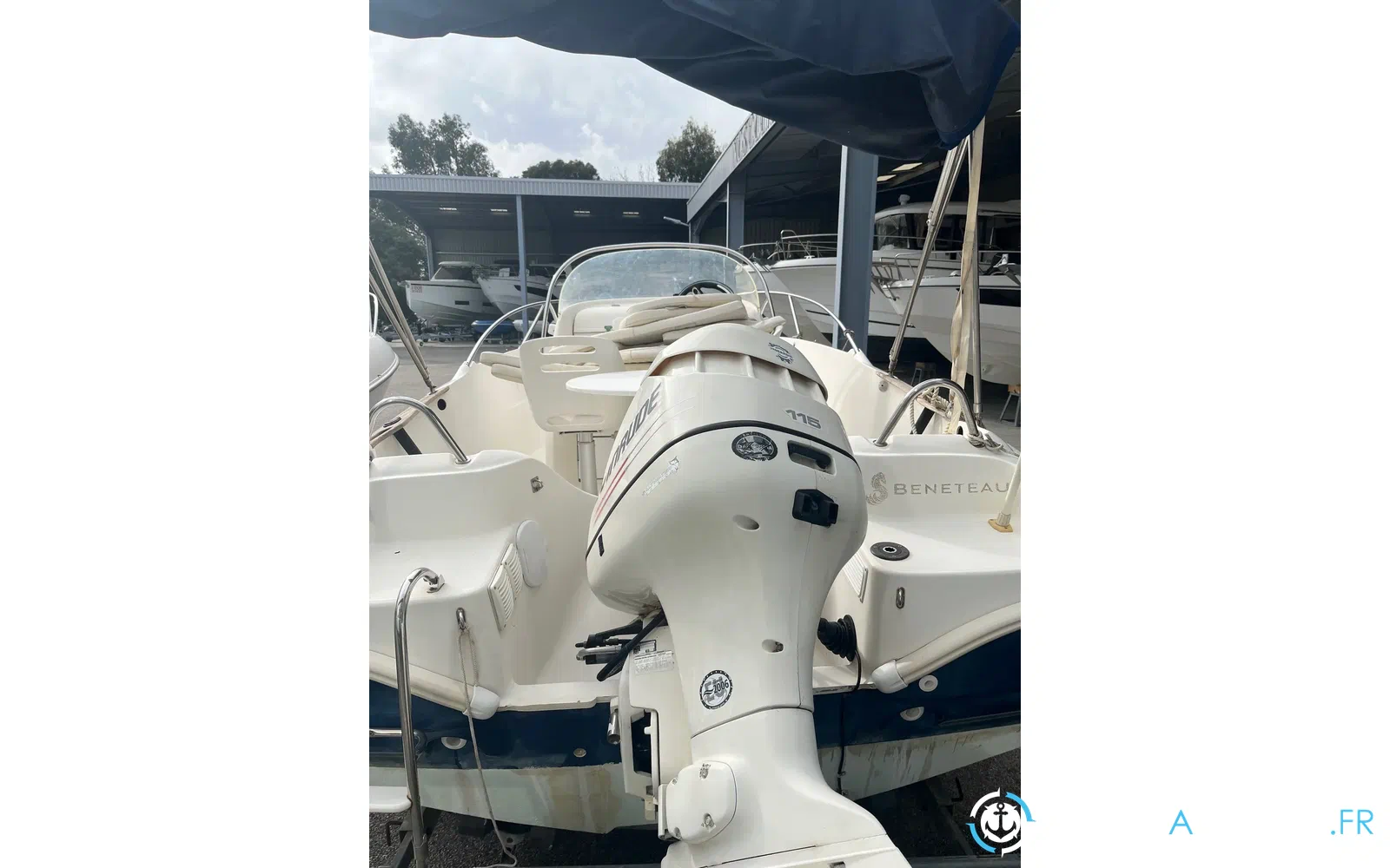slider 3 Beneteau Flyer 550