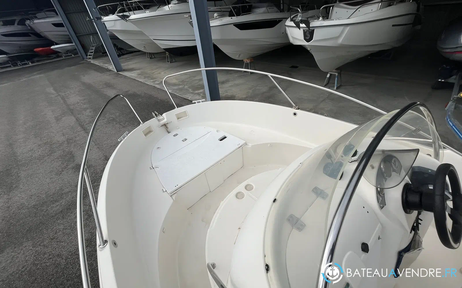 slider 8 Beneteau Flyer 550